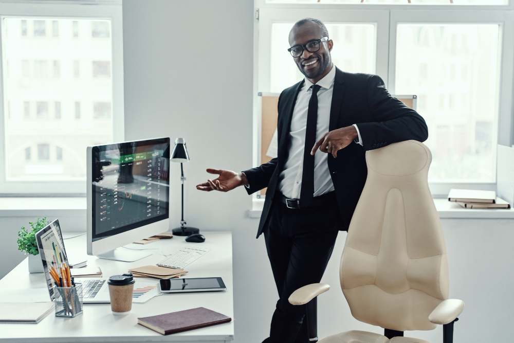 Steps to Land a Finance Job in 2025